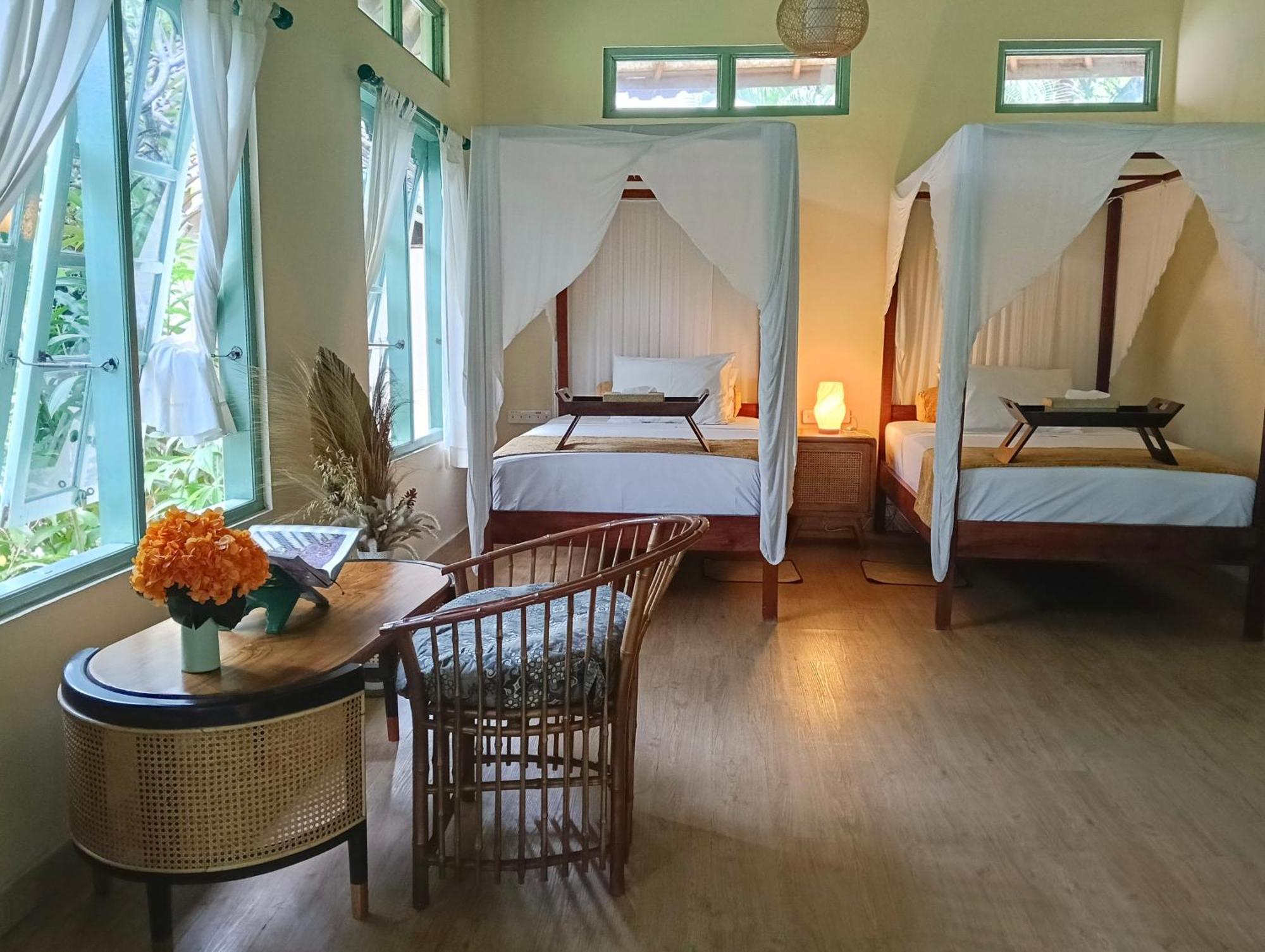 Aashaya Jasri Resort Exterior photo
