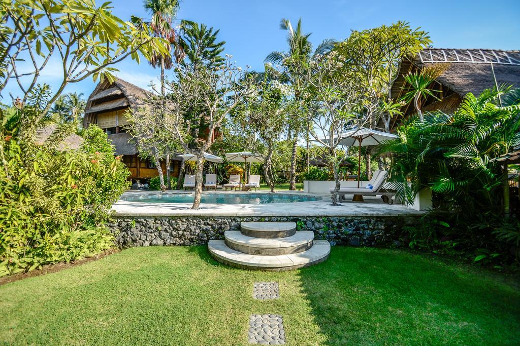 Aashaya Jasri Resort Exterior photo