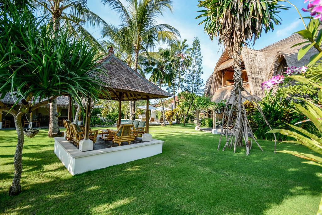 Aashaya Jasri Resort Exterior photo