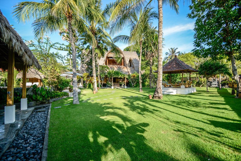 Aashaya Jasri Resort Exterior photo
