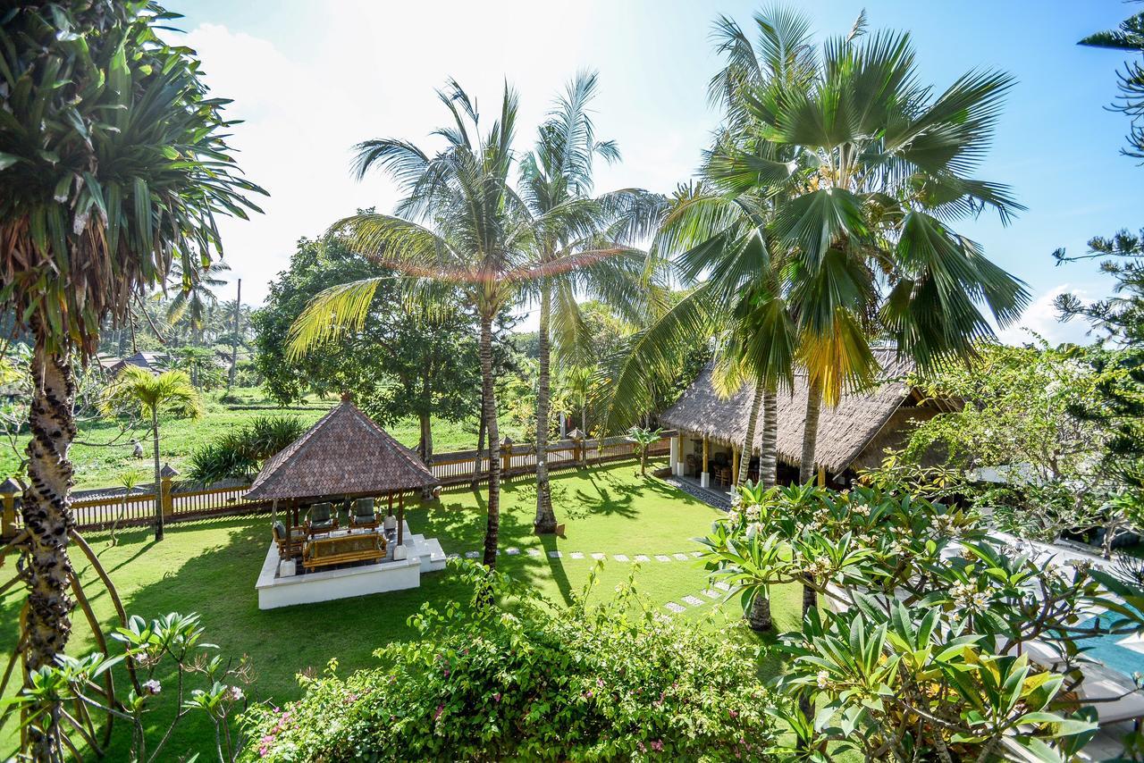 Aashaya Jasri Resort Exterior photo