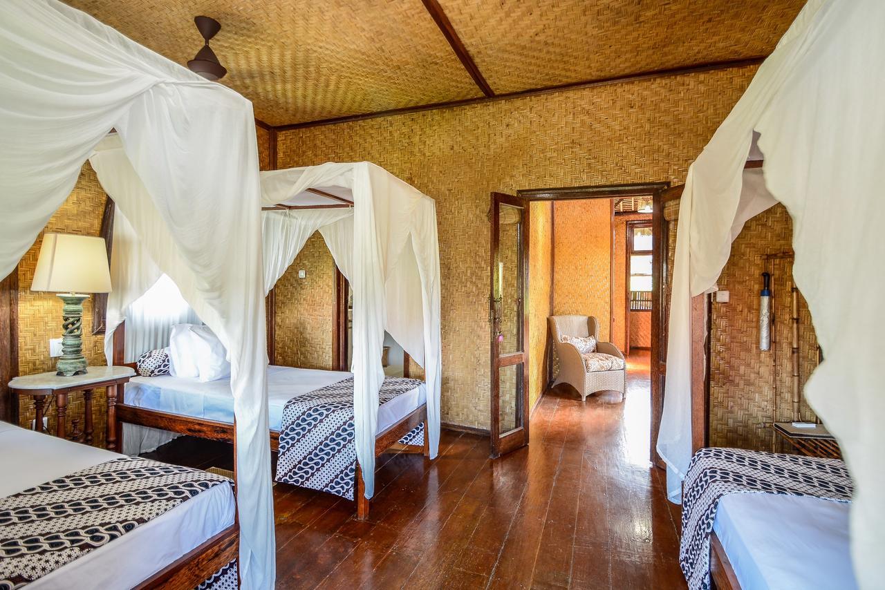 Aashaya Jasri Resort Exterior photo